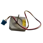 Motor LG EAU63103205 DC – Vista frontal con eje y conector azul Motor LG EAU63103205 DC original con eje metálico visible y conector azul para aire acondicionado