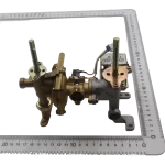 Válvula agua-gas 6DH12D-02A vista trasera con derivación y entradas múltiples