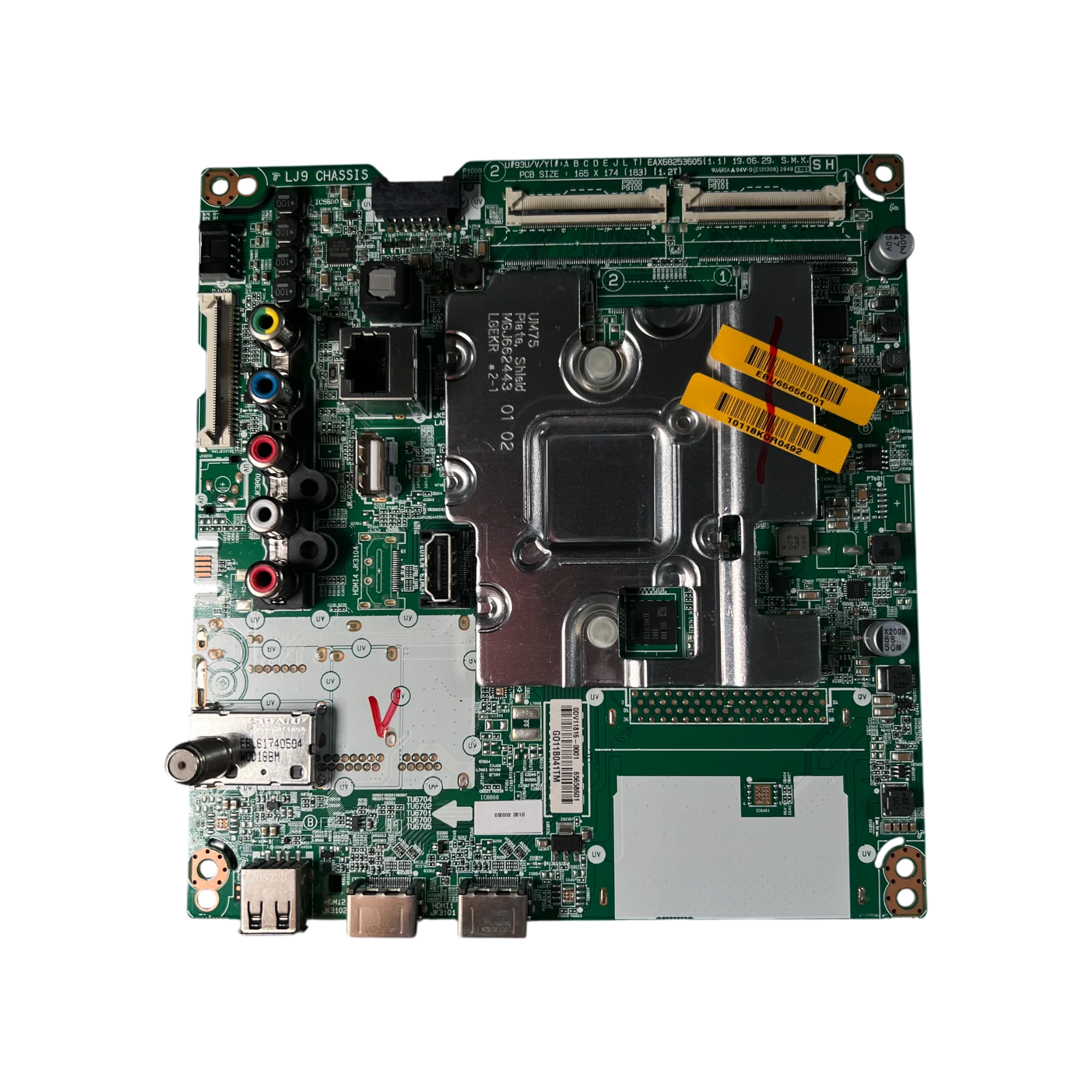 Main board LG EBU65656001 con blindaje metálico y puertos AV/HDMI, vista superior BPR Total Assembly LG EBU65656001 con blindaje metálico y puertos AV/HDMI, vista superior