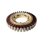 Stator DC31-00111A en perspectiva con bobinados y tornillería visible