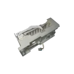 Ice maker Samsung DA97-07603B perspectiva inferior con brazo expulsor y conector visible