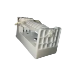 Fabricador de Hielo DA97-08059A, vista trasera en ángulo; estructura de soporte y bandeja visibles.