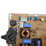 Detalle serigrafía con familia LGP49RID-15CH2 en fuente LG EAY63689102