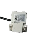 Interruptor de bloqueo LG EBF61674802, vista cercana de módulo con etiqueta técnica