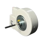 Motor BLDC evaporador Samsung DA31-00146H con eje largo – vista en perspectiva del plato metálico