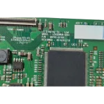 Detalle del número de parte 6870C-0310C impreso en la tarjeta T-Con