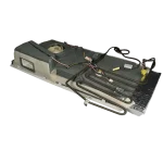 Ensamble de cubierta DA97-20713A, vista tres cuartos derecha con arnés y serpentín en la zona del evaporador.