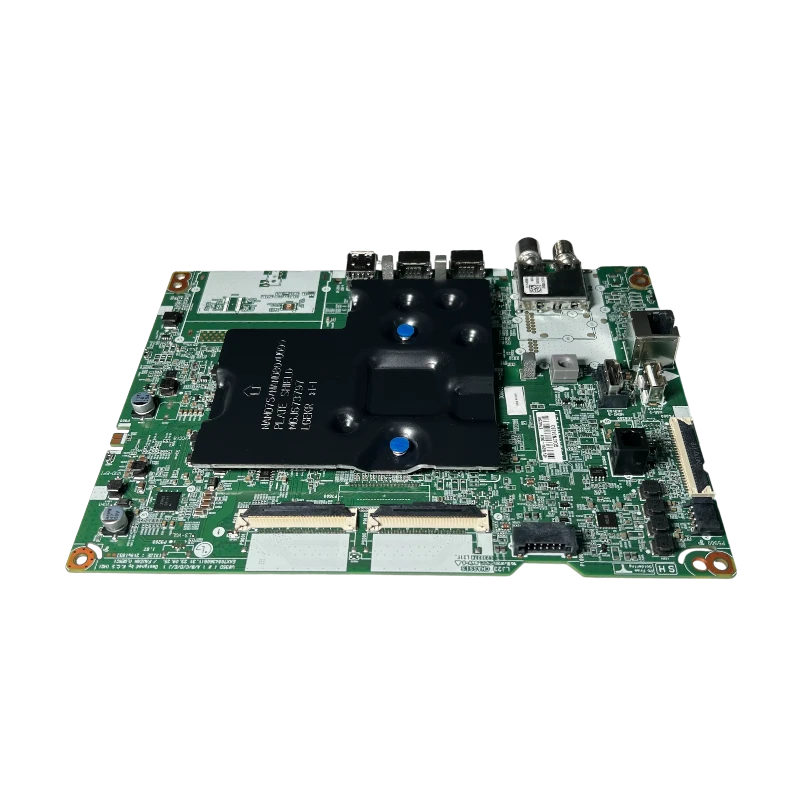 Main Board LG EBU67402505 BPR Total Assembly – vista en ángulo con blindaje negro y puertos