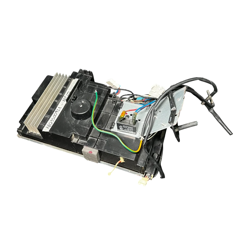 Case Assembly LG ABQ73500921 Control Outdoor para VM122CE.UB3 con disipador y arnés de cables vista superior