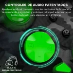 Controles de audio integrados en auriculares de gaming con botón de silencio y ajustes de volumen